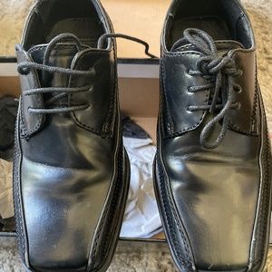 Stacy Adams dress shoes